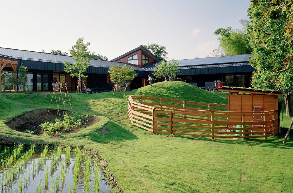 万博公園どろんこ保育園