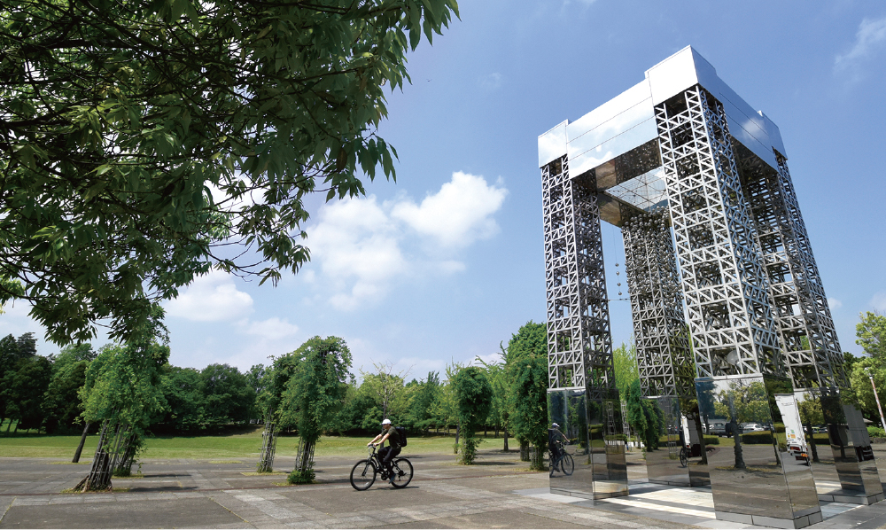 科学万博記念公園（車4〜6分）