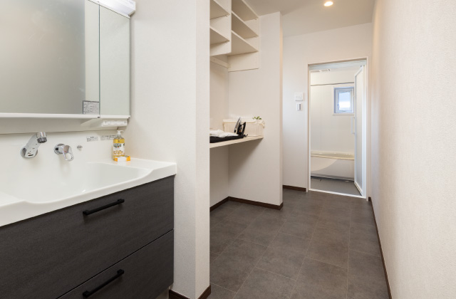 25号地内観写真